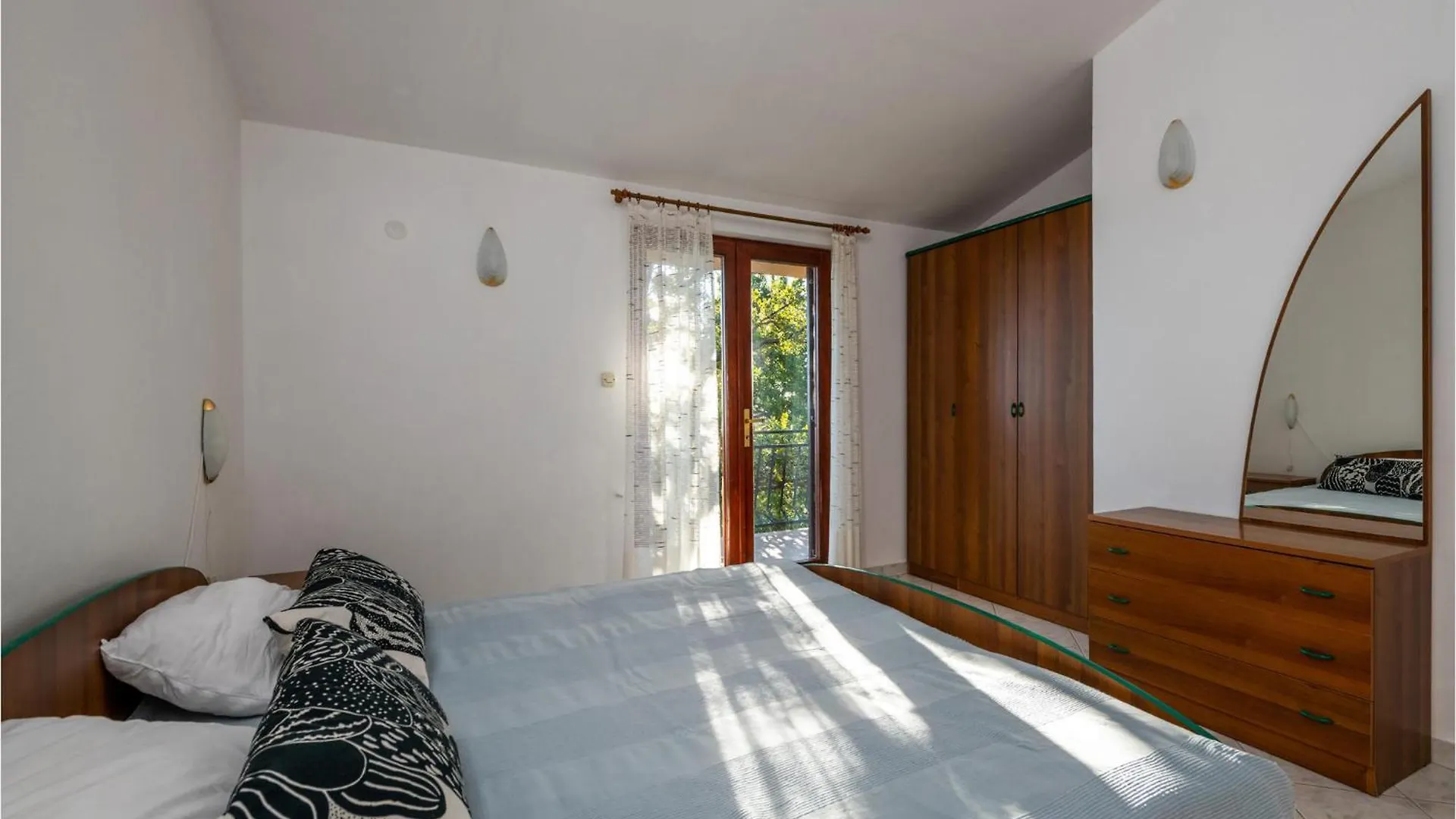 Holiday home Amazing Home In Plomin With Kitchen